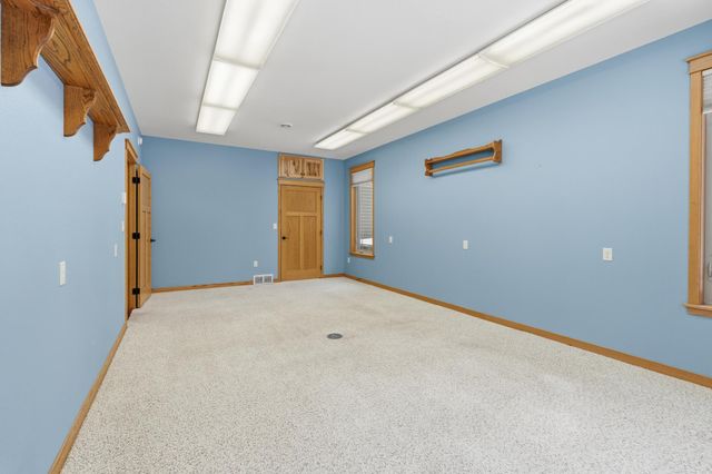 118 W Beaton Drive, West Fargo, ND 58078