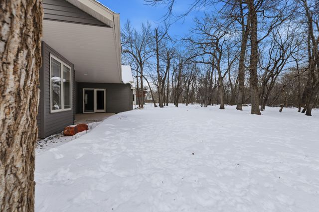 118 W Beaton Drive, West Fargo, ND 58078