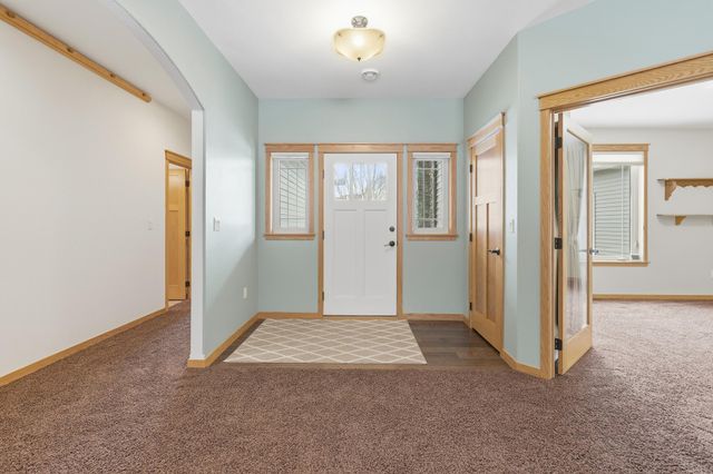 118 W Beaton Drive, West Fargo, ND 58078