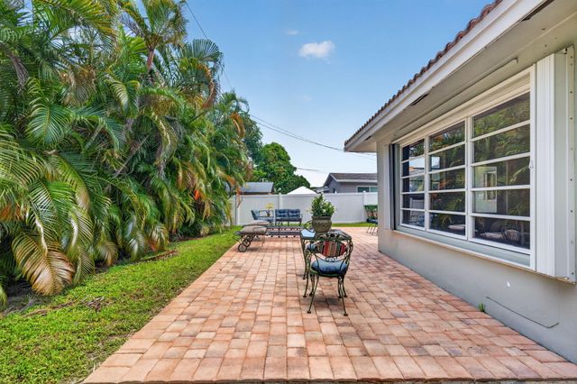 4711 NE 18th Terrace, Fort Lauderdale, FL 33308
