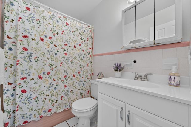 4711 NE 18th Terrace, Fort Lauderdale, FL 33308