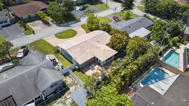 4711 NE 18th Terrace, Fort Lauderdale, FL 33308