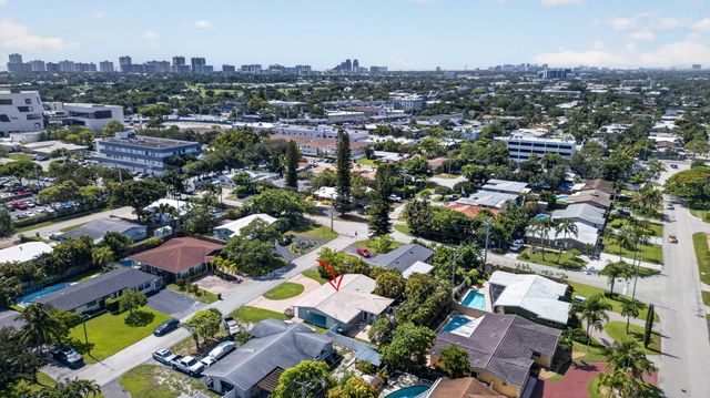 4711 NE 18th Terrace, Fort Lauderdale, FL 33308