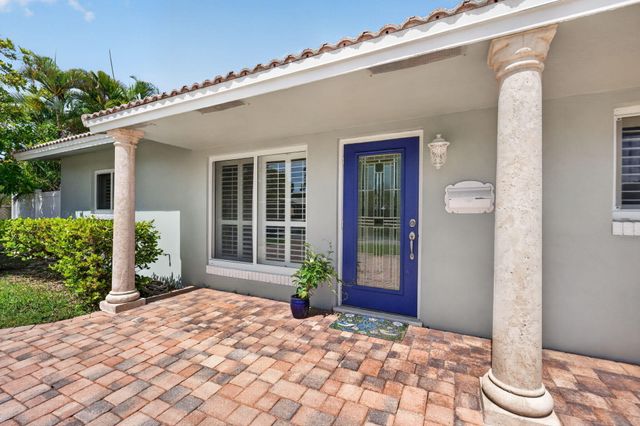 4711 NE 18th Terrace, Fort Lauderdale, FL 33308