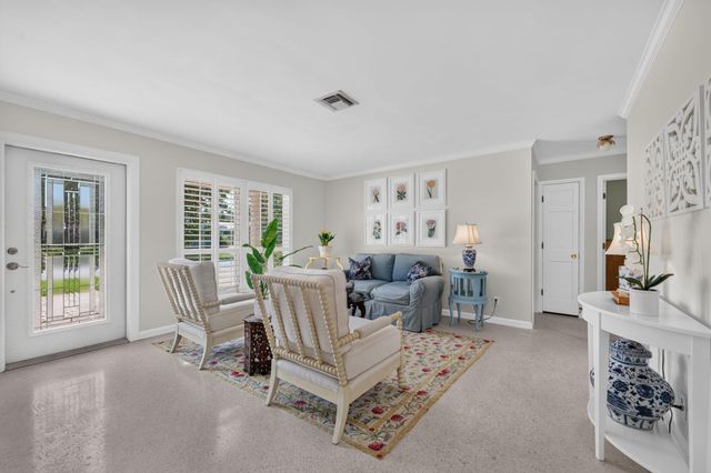 4711 NE 18th Terrace, Fort Lauderdale, FL 33308