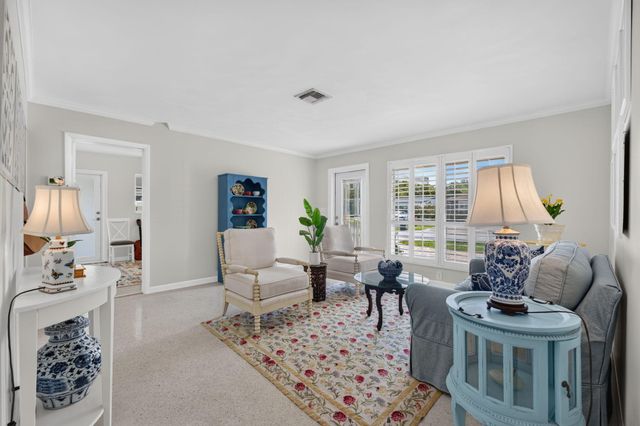 4711 NE 18th Terrace, Fort Lauderdale, FL 33308