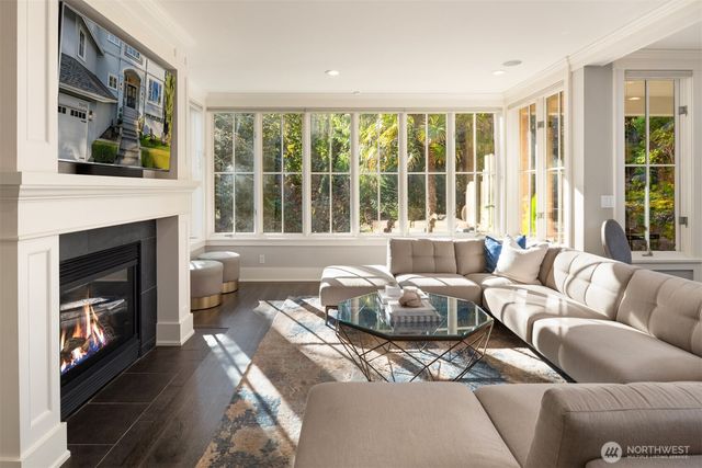 3645 92nd Avenue SE, Mercer Island, WA 98040