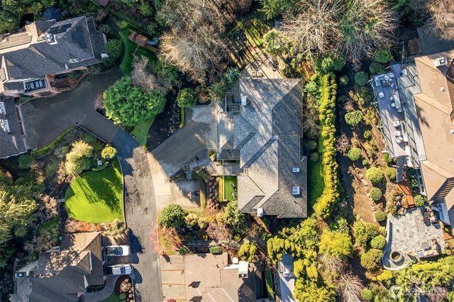 3645 92nd Avenue SE, Mercer Island, WA 98040