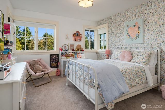 3645 92nd Avenue SE, Mercer Island, WA 98040