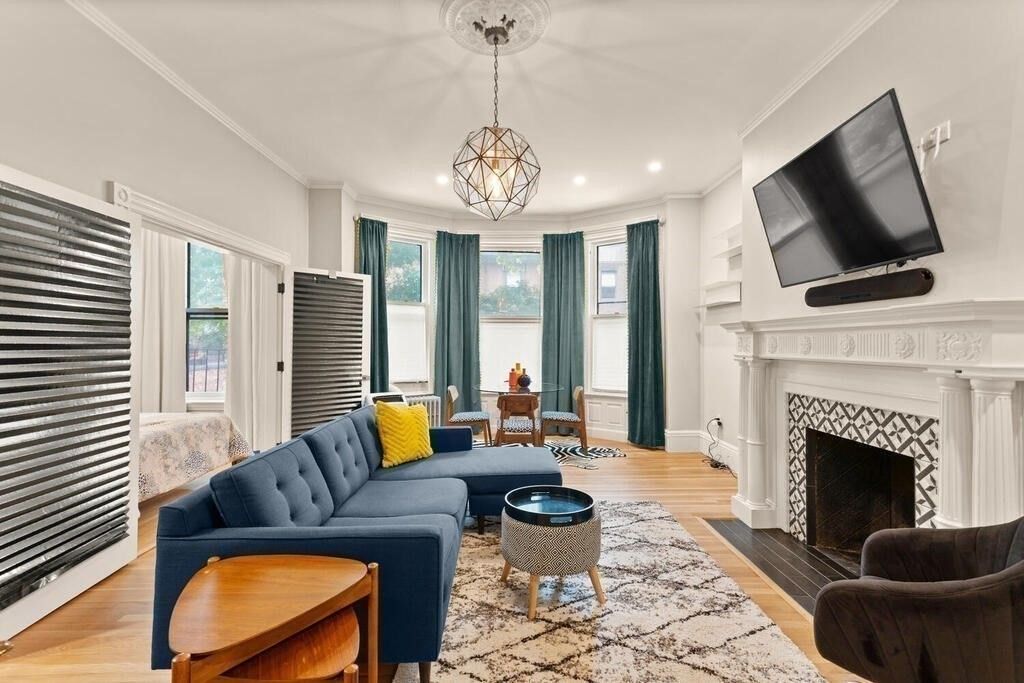 473 Beacon St 5, Boston, MA 02115