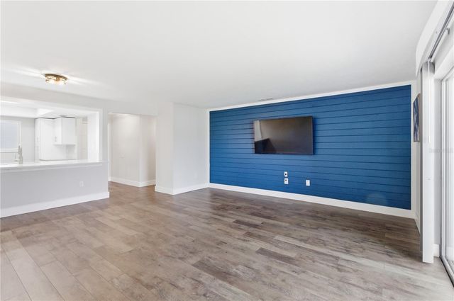 3500 BENEVA ROAD 307, Sarasota, FL 34232