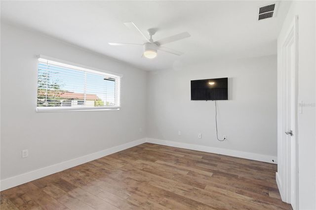 3500 BENEVA ROAD 307, Sarasota, FL 34232