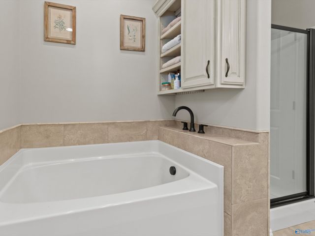 27178 Bridle Tree Lane, Harvest, AL 35749