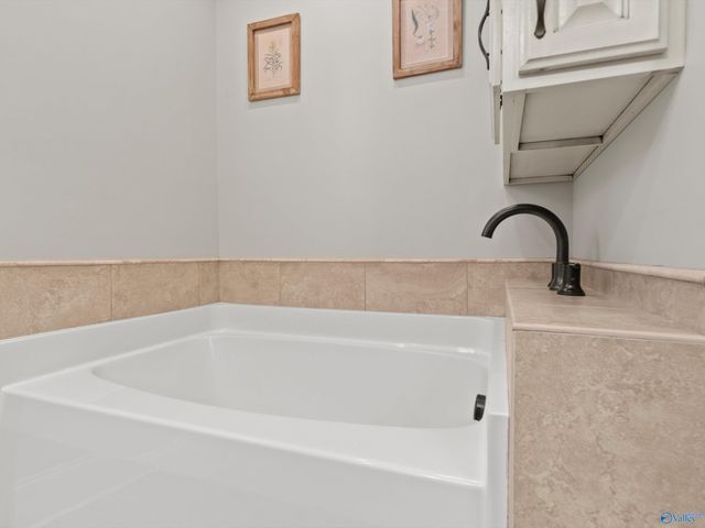 27178 Bridle Tree Lane, Harvest, AL 35749