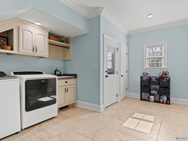 27178 Bridle Tree Lane, Harvest, AL 35749