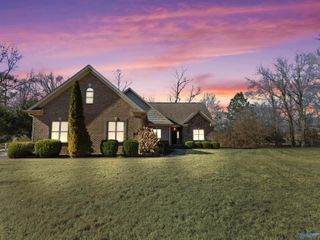 27178 Bridle Tree Lane, Harvest, AL 35749
