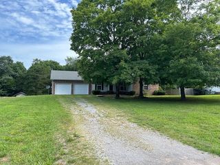 3509 Hunters Rdg, Woodlawn, TN 37191