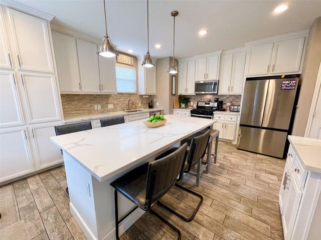 6173 Hidden Colony Lane, Dickinson, TX 77539