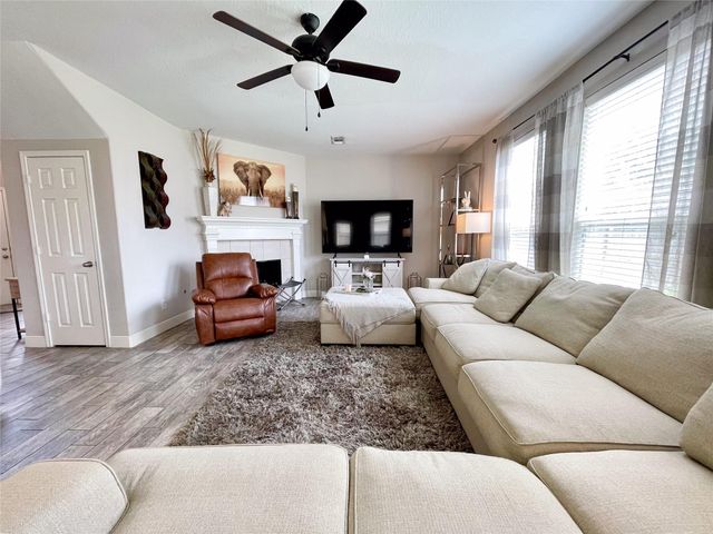 6173 Hidden Colony Lane, Dickinson, TX 77539