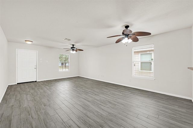 7906 Yaupon View Drive, Cypress, TX 77433