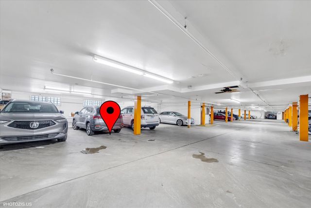 5200 OAKTON Street 102, Skokie, IL 60077