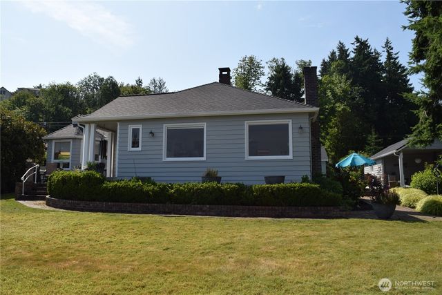 3538 Beach Drive E, Port Orchard, WA 98366