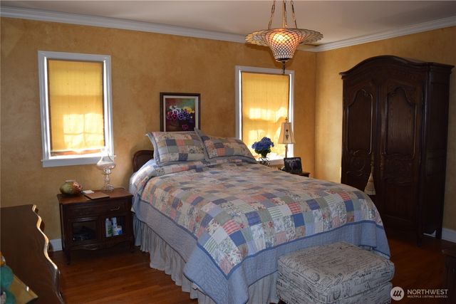 3538 Beach Drive E, Port Orchard, WA 98366