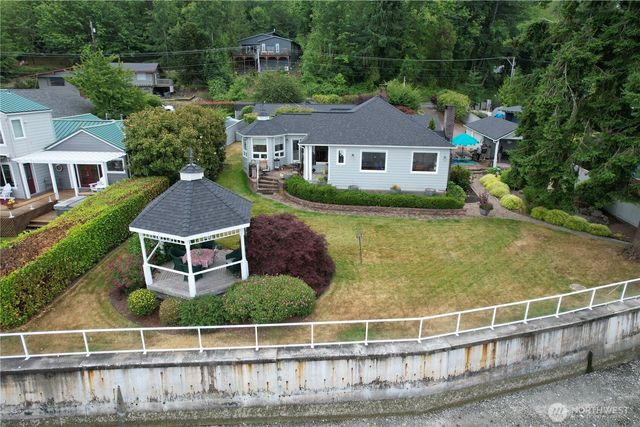 3538 Beach Drive E, Port Orchard, WA 98366
