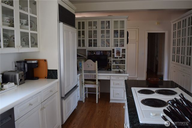 3538 Beach Drive E, Port Orchard, WA 98366