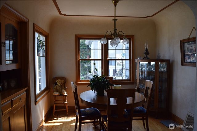 3538 Beach Drive E, Port Orchard, WA 98366