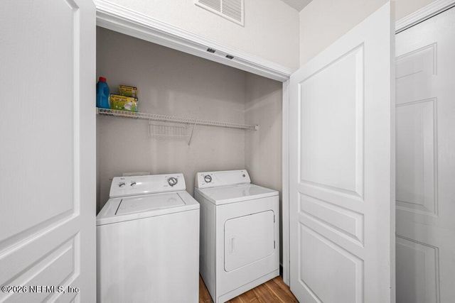 8290 GATE Parkway W 311, Jacksonville, FL 32216