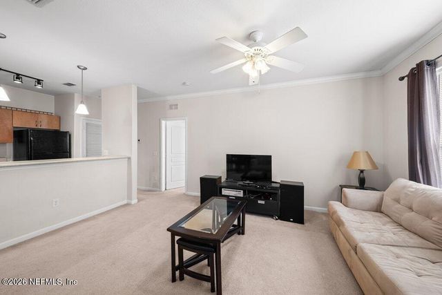 8290 GATE Parkway W 311, Jacksonville, FL 32216