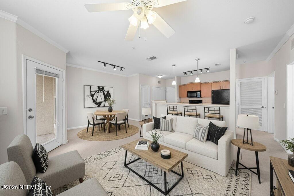 8290 GATE Parkway W 311, Jacksonville, FL 32216