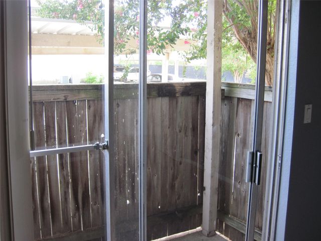 3919 Fairmont Parkway 209, Pasadena, TX 77504