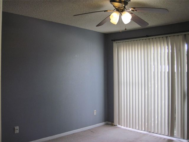 3919 Fairmont Parkway 209, Pasadena, TX 77504