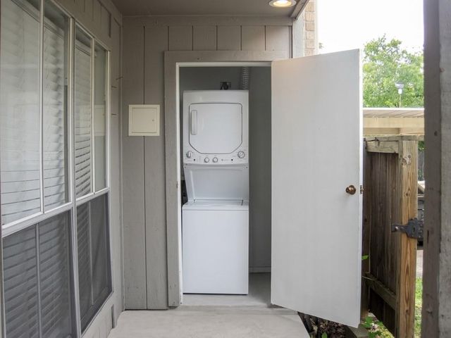 3919 Fairmont Parkway 209, Pasadena, TX 77504