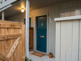 3919 Fairmont Parkway 209, Pasadena, TX 77504