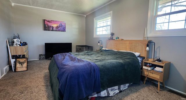 2704 Farnsworth Drive, Fort Wayne, IN 46805