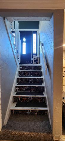 2704 Farnsworth Drive, Fort Wayne, IN 46805