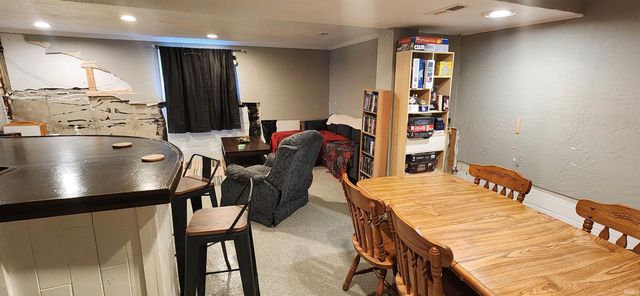 2704 Farnsworth Drive, Fort Wayne, IN 46805