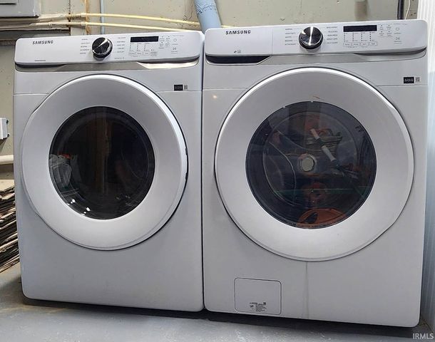 2704 Farnsworth Drive, Fort Wayne, IN 46805