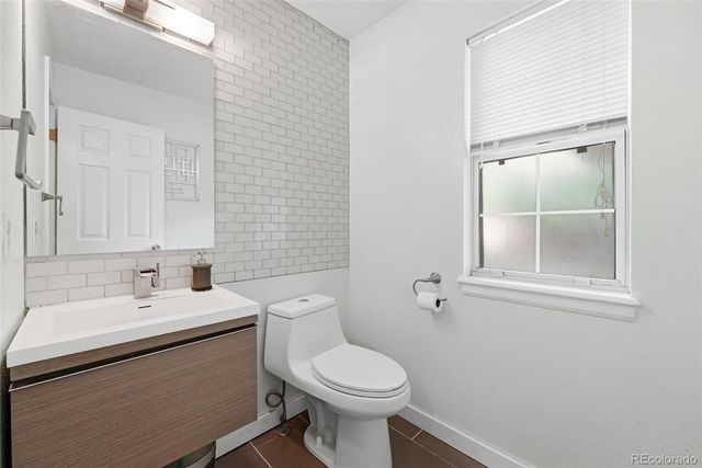 16653 E Powers Place, Centennial, CO 80015