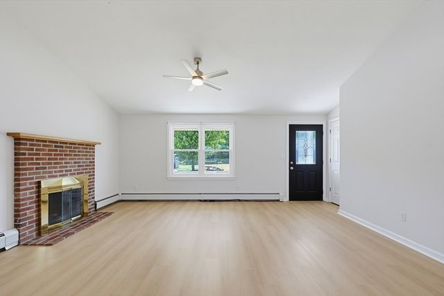 120 Carrier Ave, Attleboro, MA 02703
