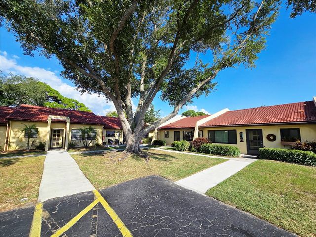 1225 56TH STREET W, Bradenton, FL 34209