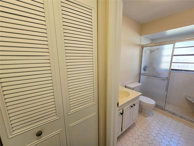 1225 56TH STREET W, Bradenton, FL 34209