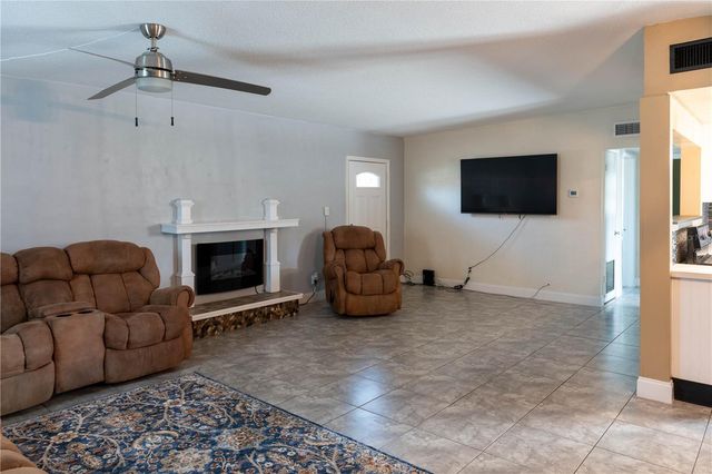 2215 GARFIELD DRIVE, South Daytona, FL 32119