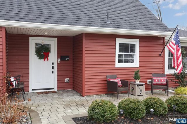 129 Sanford Avenue, Emerson, NJ 07630