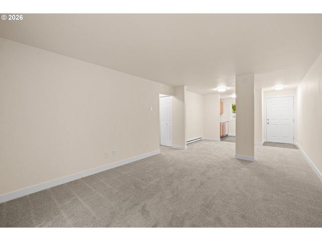 12602 Nw BARNES Rd 8, Portland, OR 97229
