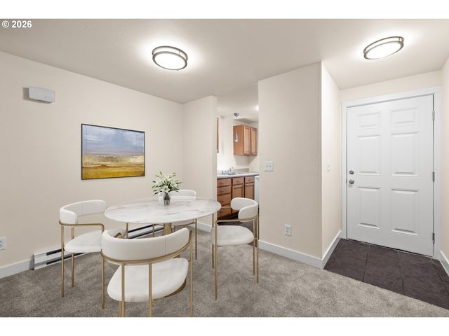 12602 Nw BARNES Rd 8, Portland, OR 97229