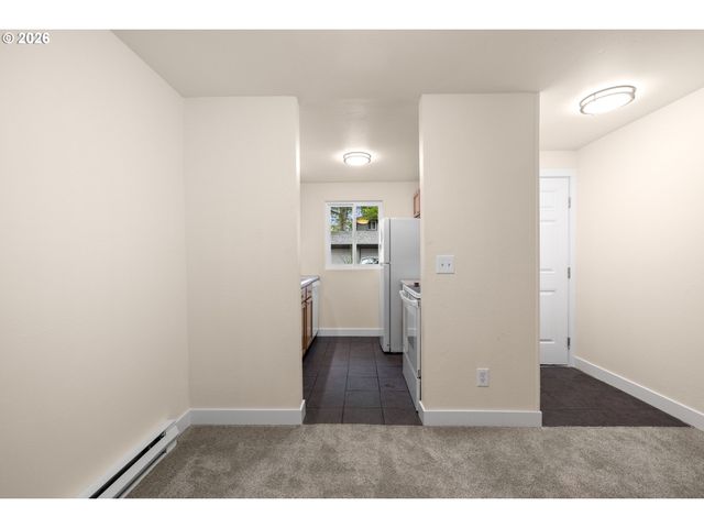 12602 Nw BARNES Rd 8, Portland, OR 97229